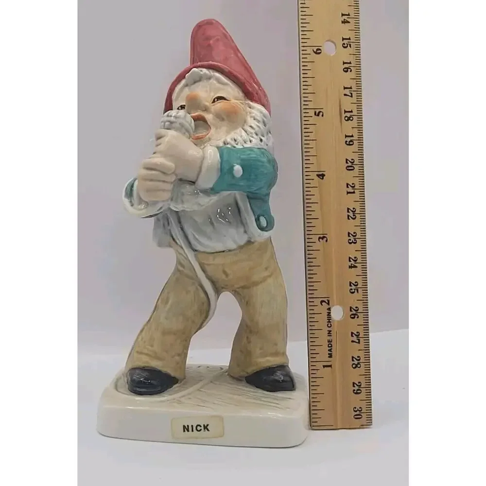 GOEBEL Co-Boy NICK the NIGHTCLUB Singer GNOME FIGURE Retired West Germany Hubbel